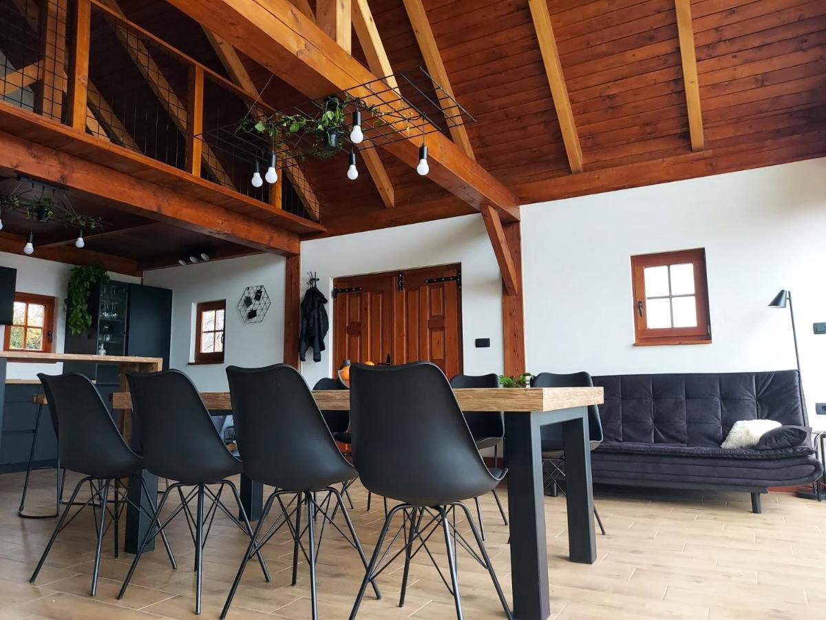 Hiska Oddiha - Rest House Sromlje Buitenkant foto